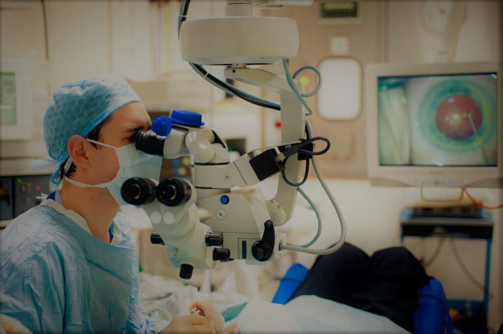 KNOW YOUR CHANCES WHEN UNDERGOING LASIK LASER EYE SURGERY